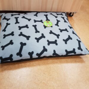 Hondenkussen Botje Zwart 100 x 70 cm.